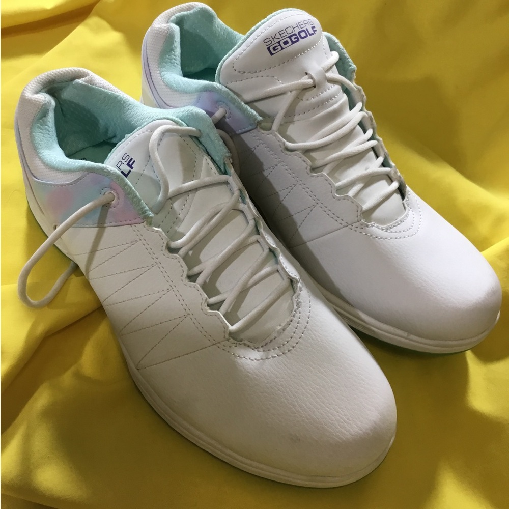 Skechers Women’s White and Mint Golf Shoes sz 10 gently used